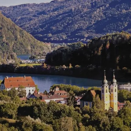 Terrassenwohnung Mit Donaublick
